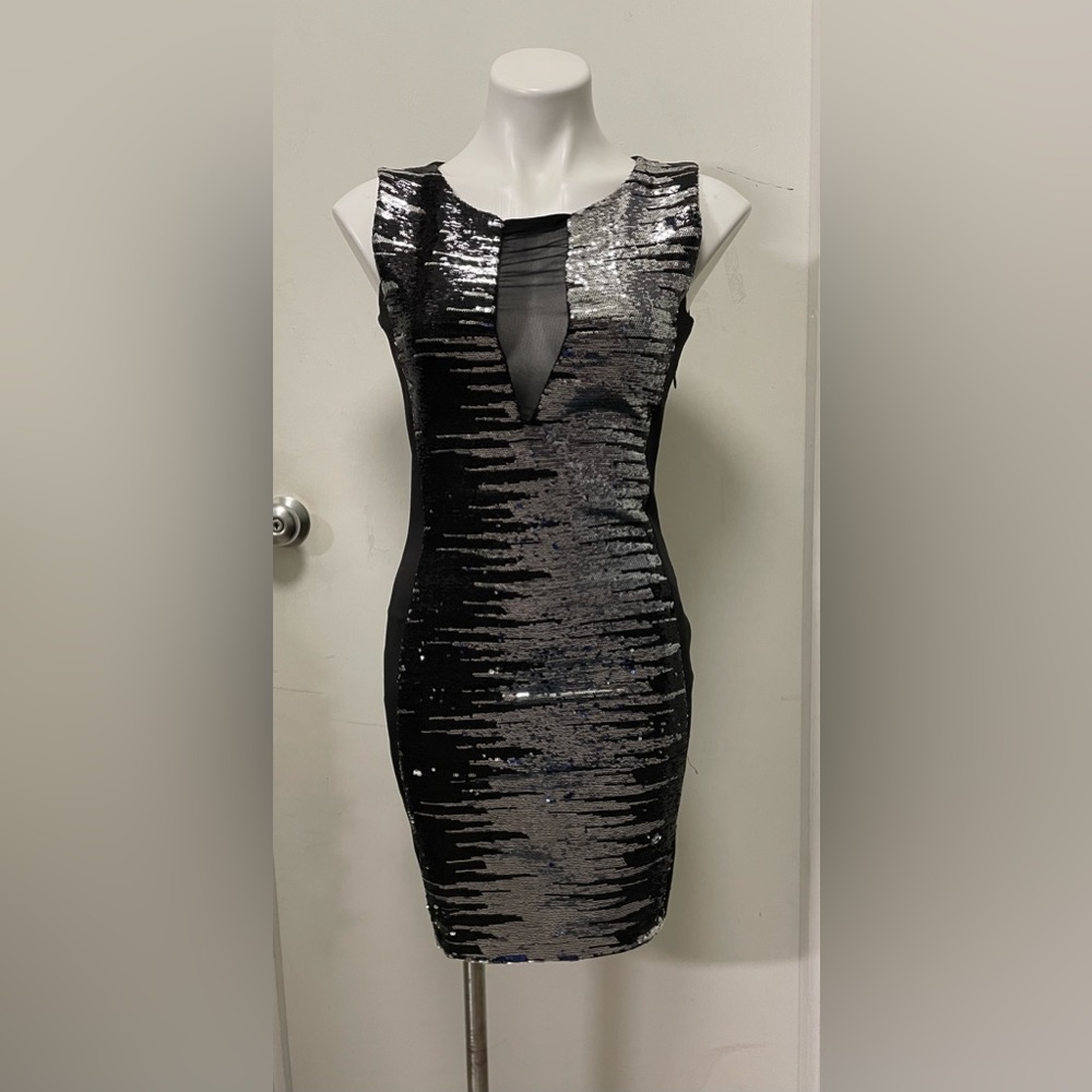 Sara Boo size small
